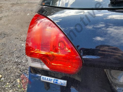 Peugeot 2008 MK1 ~ 2013-2016 Pre Facelift - Passenger Rear Inner Tail Light Unit